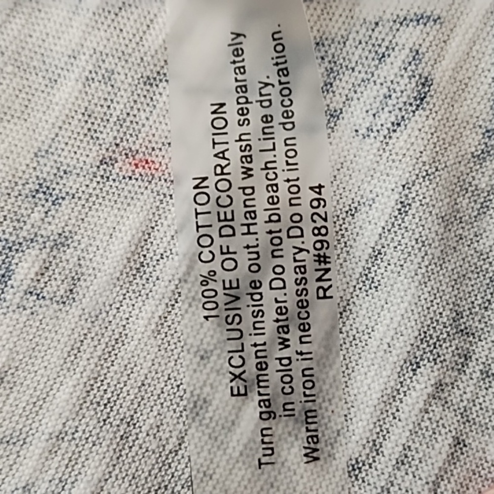 4/$18 NWOT Onque Casual Patriotic Tee - Picture 5 of 9